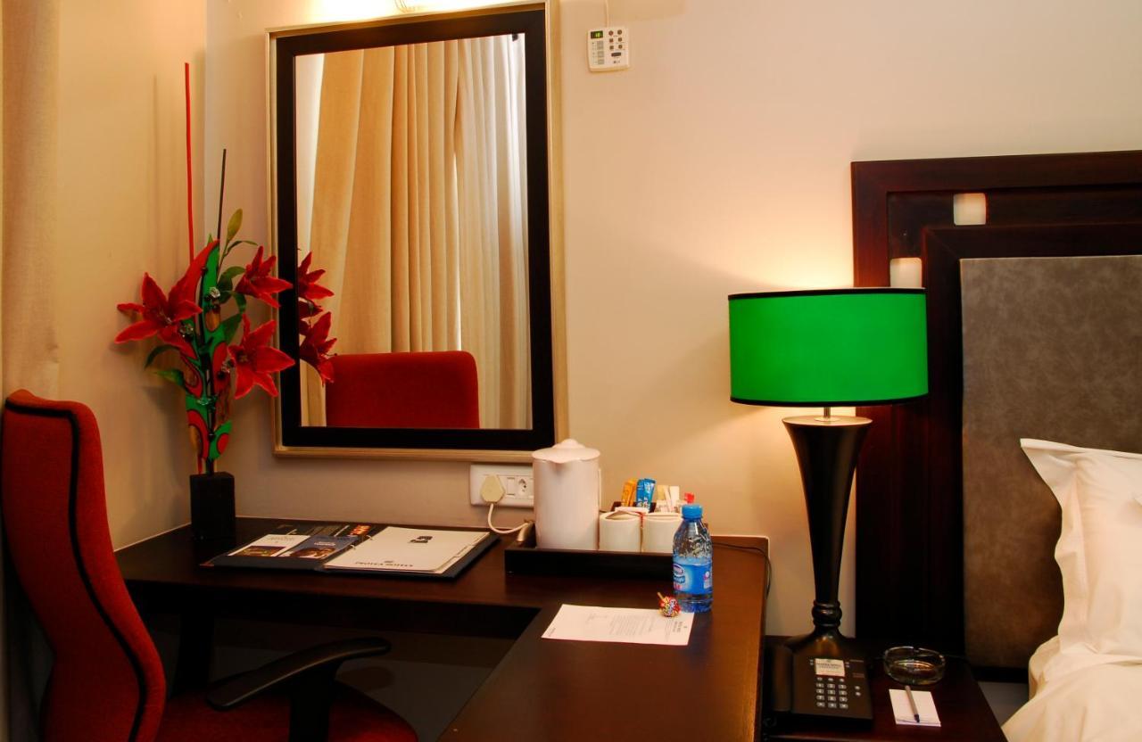 Bon Hotel امبانجيني المظهر الخارجي الصورة