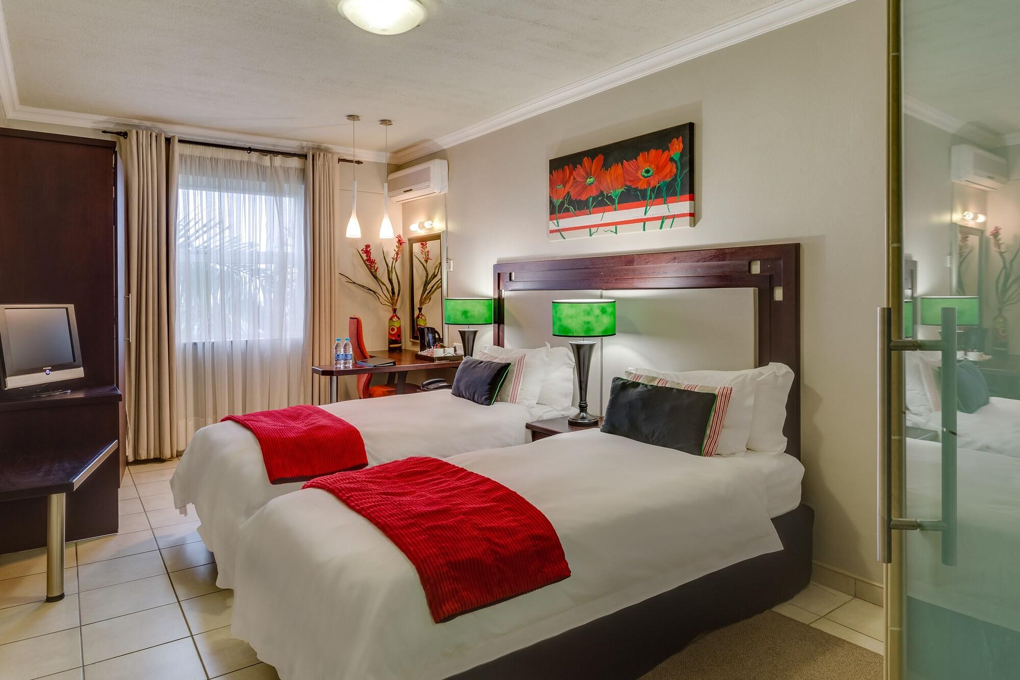 Bon Hotel امبانجيني المظهر الخارجي الصورة