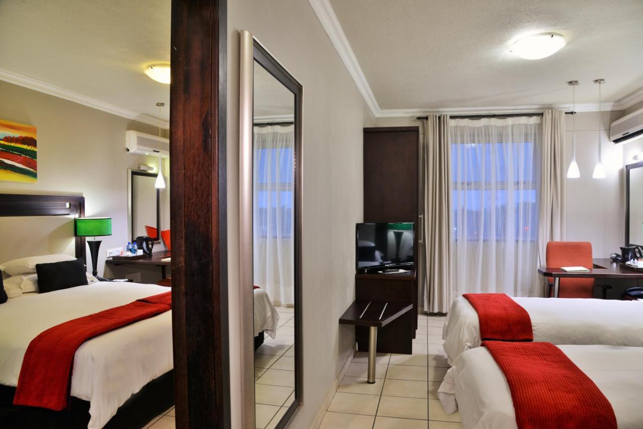 Bon Hotel امبانجيني المظهر الخارجي الصورة