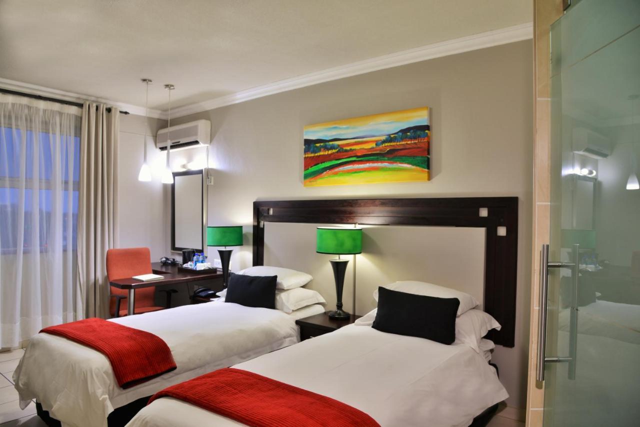 Bon Hotel امبانجيني المظهر الخارجي الصورة