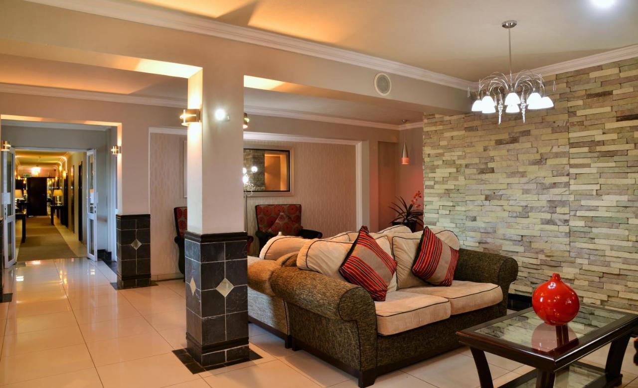 Bon Hotel امبانجيني المظهر الخارجي الصورة