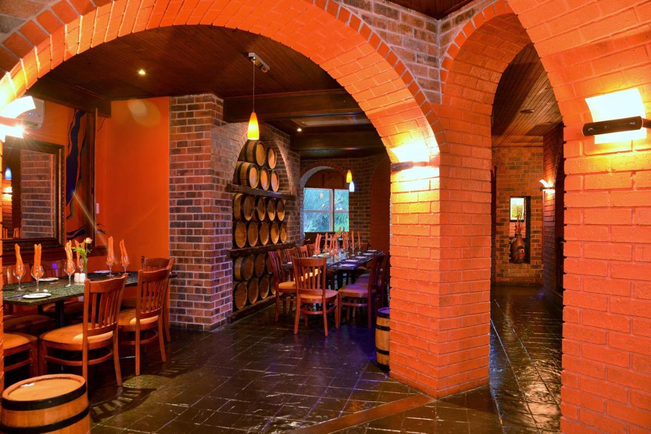 Bon Hotel امبانجيني المظهر الخارجي الصورة