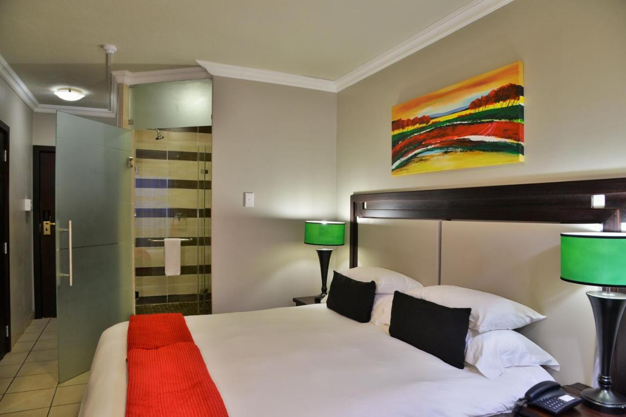 Bon Hotel امبانجيني المظهر الخارجي الصورة