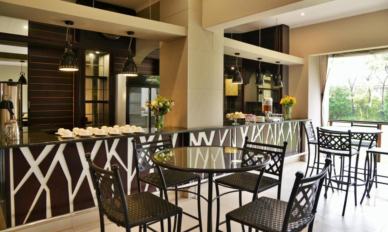 Bon Hotel امبانجيني المظهر الخارجي الصورة